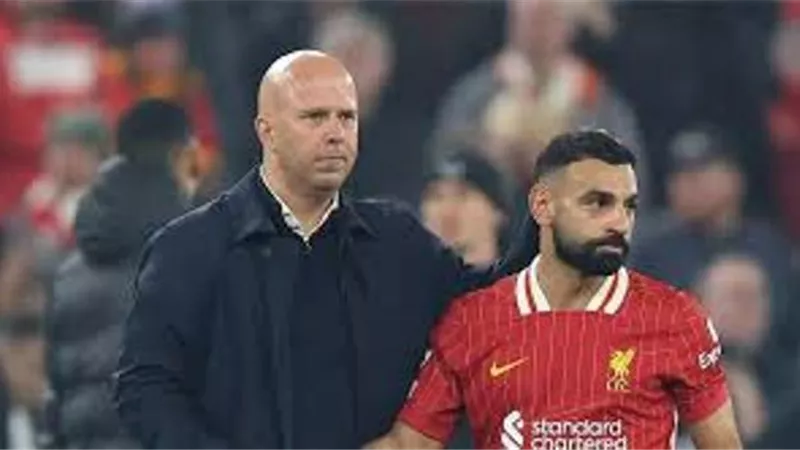 سلوت: صلاح نجم ليفربول الأول.. وتقارير تؤكد: سيجدد لمدة موسم واحد