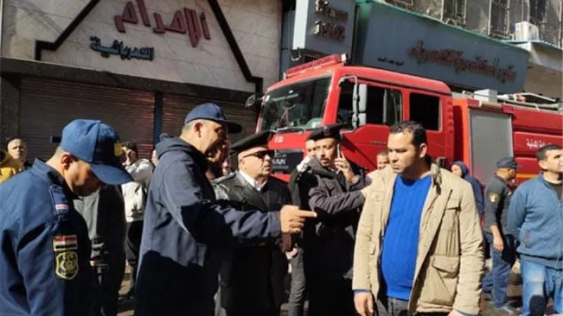 الحماية المدنية تنقذ شارع السبع بنات بالاسكندرية من حريق مدمر