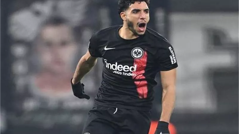 عمر مرموش أفضل لاعب في الدوريات الخمس الكبرى