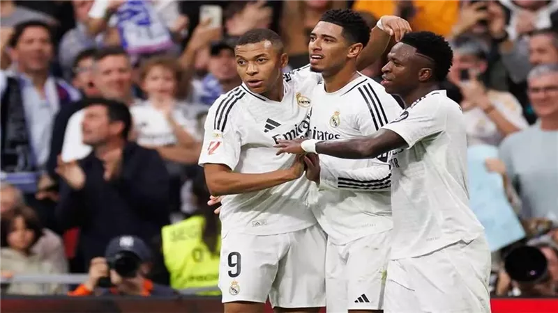 أنشيلوتي يعلن قائمة ريال مدريد إستعداداً لمواجهة أتلتيك بلباو