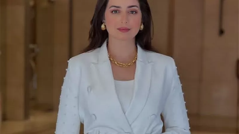 أناقة هبه مجدى تثير إعجاب متابعيها .. صور