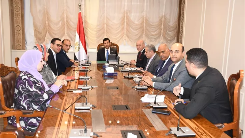 وزير الرياضة يطلق شارة البدء لهاكثون 