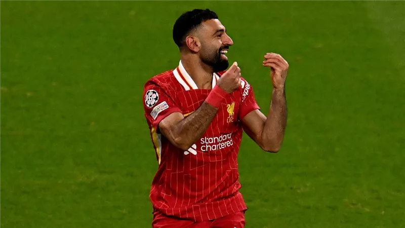 ماك أليستر يكشف موقف لاعبي ليفربول بشأن مستقبل صلاح