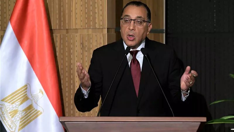 رئيس الوزراء: طرح 4 شركات تابعة للقوات المسلحة في البورصة