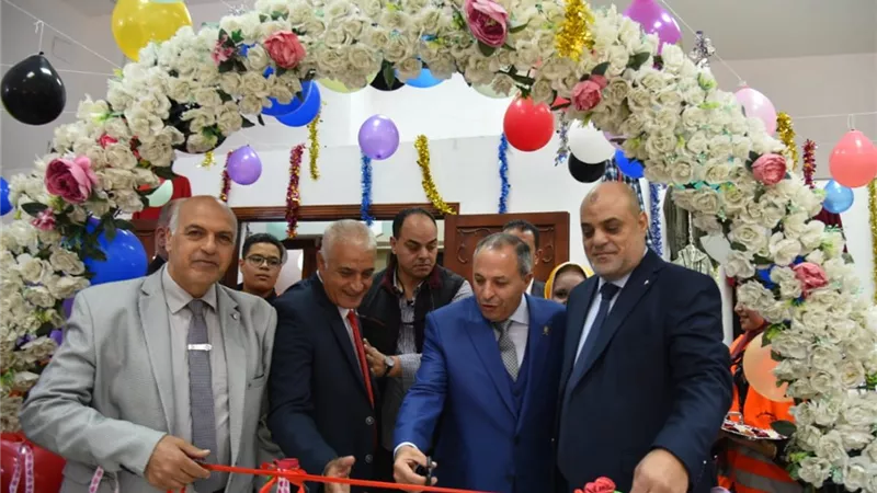محافظ بورسعيد يفتتح المعرض الشتوي لملابس الأسر الأولى بالرعاية