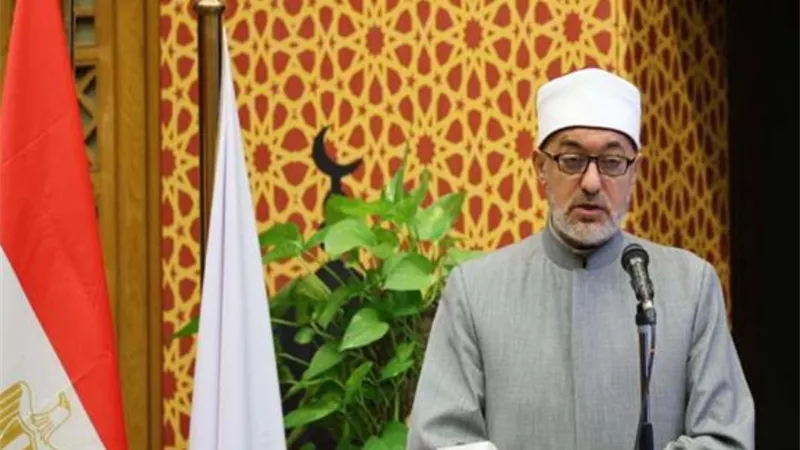 «اسأل المفتي».. حمدى رزق يحاور الدكتور نظير عياد أسبوعيًا