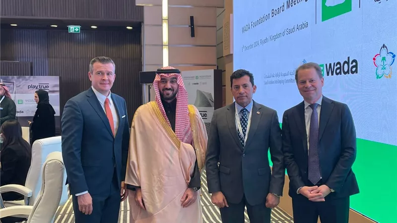 وزير الرياضة يلتقي المرشح لرئاسة اللجنة الأوليمبية الدولية