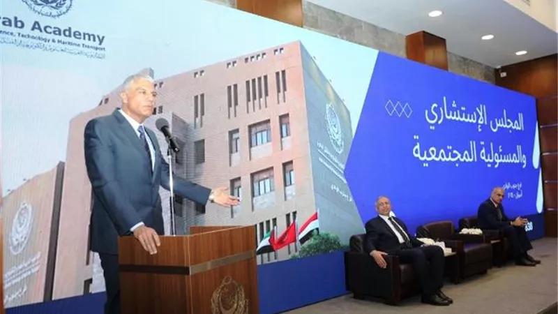 محافظ أسوان يشارك فى فعاليات المجلس الإستشارى والمسئوليةالمجتمعية
