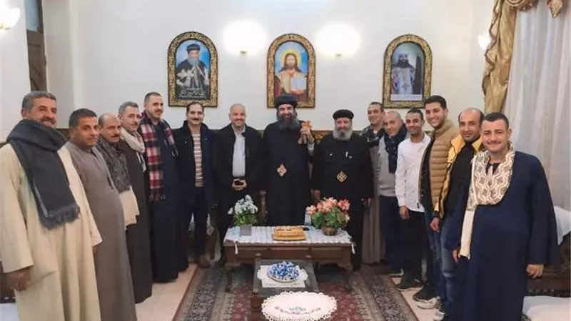 وفد من أمانة حزب مستقبل وطن أبنوب يزور كنيسة الشهيد 