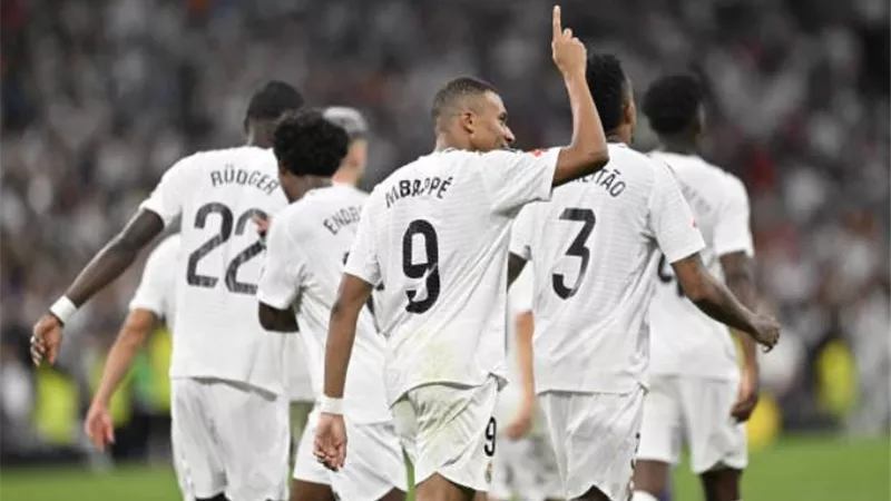 ريال مدريد يعلن موعد مواجهة فالنسيا فى الدوري الإسباني