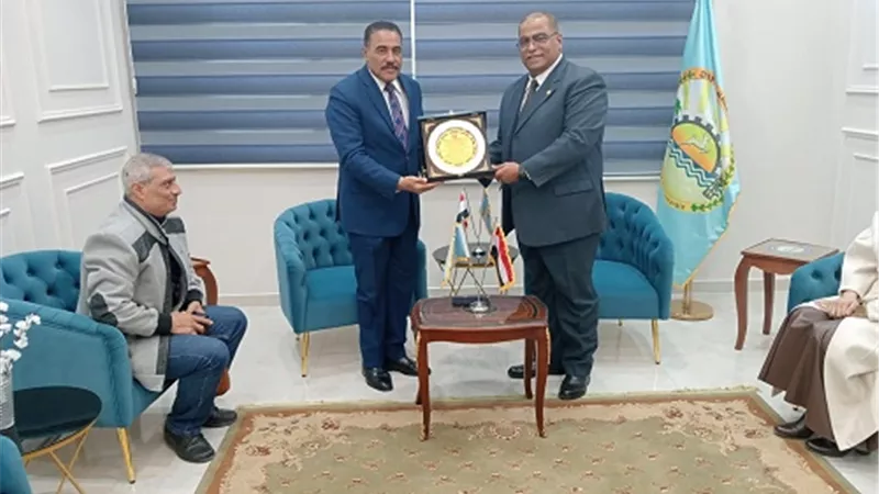 قطعة أرض بعلم الروم لإنشاء صرح تعليمي للمعهد الفني الصحي بمطروح