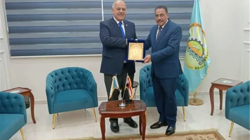 محافظ مطروح يبحث مقترح إنشاء نادى للرماية خاصة بمطروح