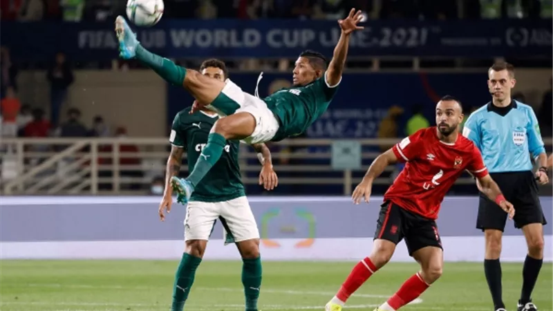 تاريخ مواجهات الأهلى مع بالميراس البرازيلى