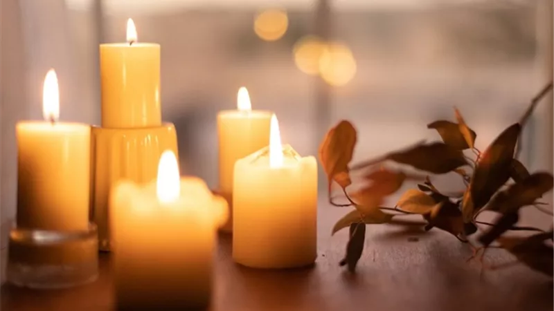 احذر استخدام الشموع المعطرة .. لهذه الأسباب
