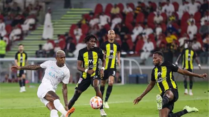الدوري السعودي.. موعد مباراة الاتحاد والنصر والقنوات الناقلة
