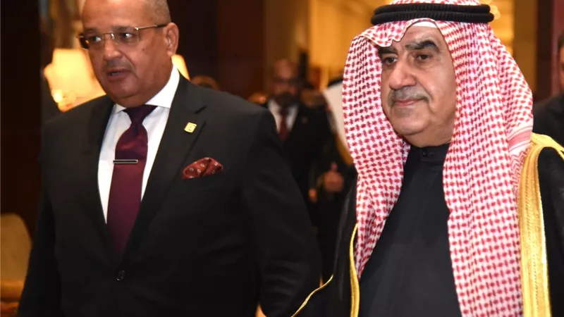 محافظ جنوب سيناء يشهد فعاليات الأسبوع الكويتي الـ 15 في مصر