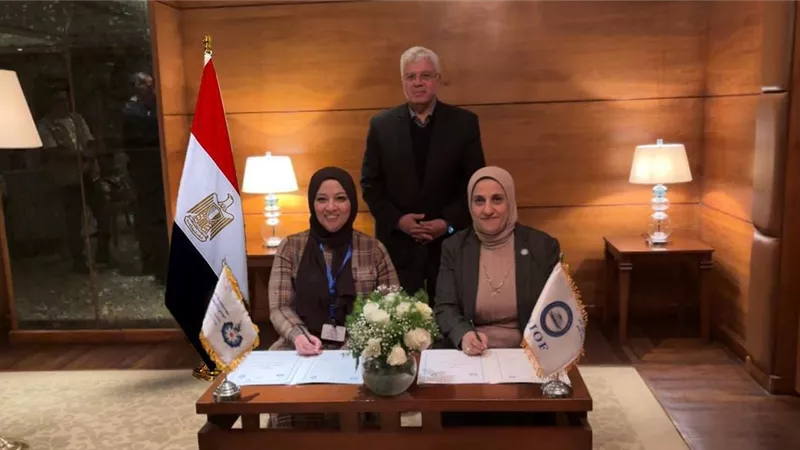 بروتوكول تعاون لإنشاء مركز إقليمي لصون الحياة البحرية بالغردقة