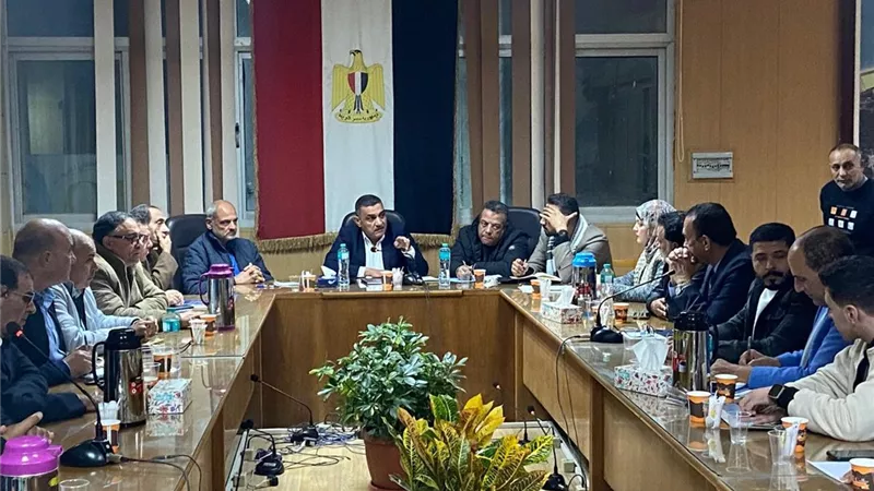 رئيس جهاز دمياط الجديدة يلتقي ممثلي المجتمع المدني لبحث مطالبهم