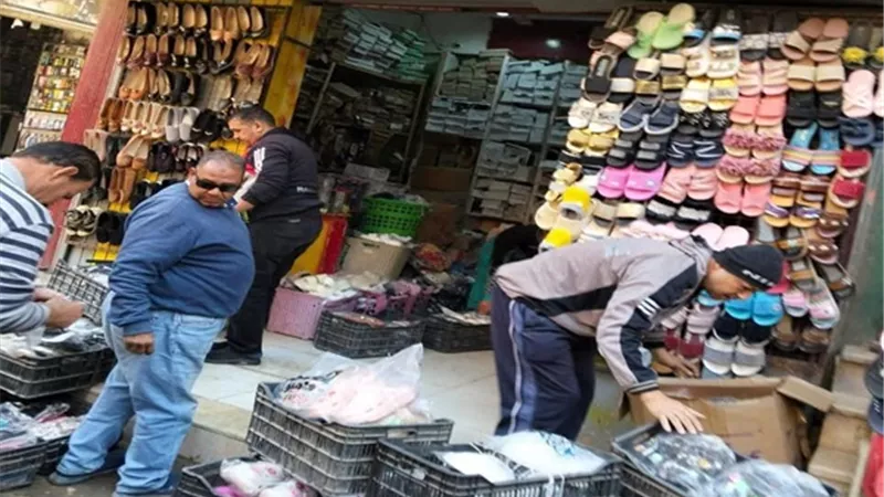 حملات لرفع الاشغالات ومتابعة رخص المحال العامة بالمنيا