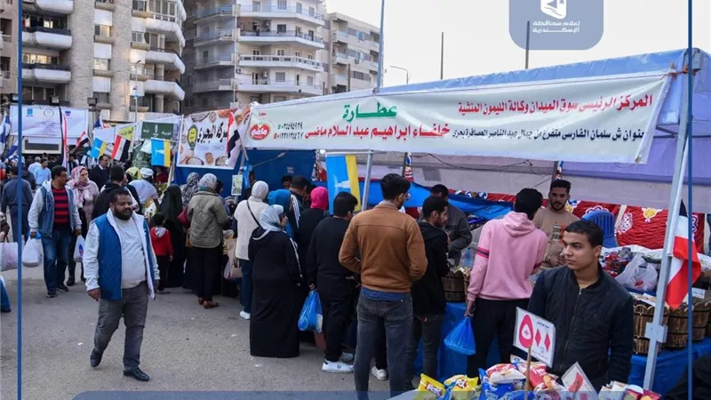 اقبال كثيف للمواطنين على سوق اليوم الواحد بالمنتزة اول