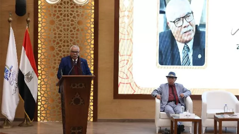النشار يدعو لإنشاء رابطة فلاسفة العالم الإسلامي لاستشراف المشكلات الفلسفية