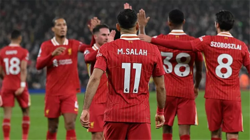 مين اكثر لاعب بتحب اللعب بجانبه؟ .. شاهد محمد صلاح يجيب