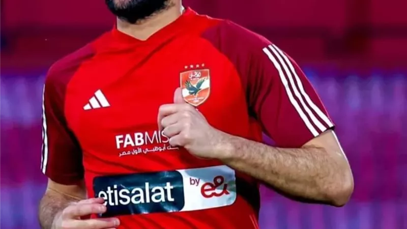 عمر كمال دخل في مشادة مع كولر في مباراة أورلاندو؟.. شاهد سيف زاهر
