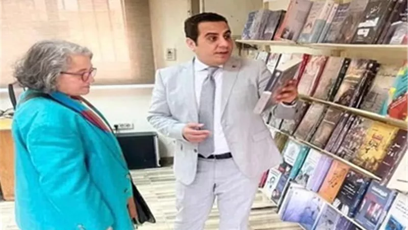 جامعة القاهرة تفتتح منفذًا دائمًا لبيع إصدارات المركز القومي للترجمة