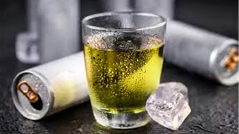 ماذا يحدث لجسمك عند تناول مشروبات الطاقة ؟