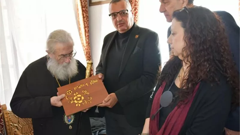 محافظ جنوب سيناء بسانت كاترين للاحتفال بذكرى القديسة كاترينا