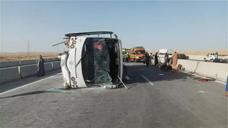 إصابة 3 في انقلاب ميكروباص بمدينة الرحاب