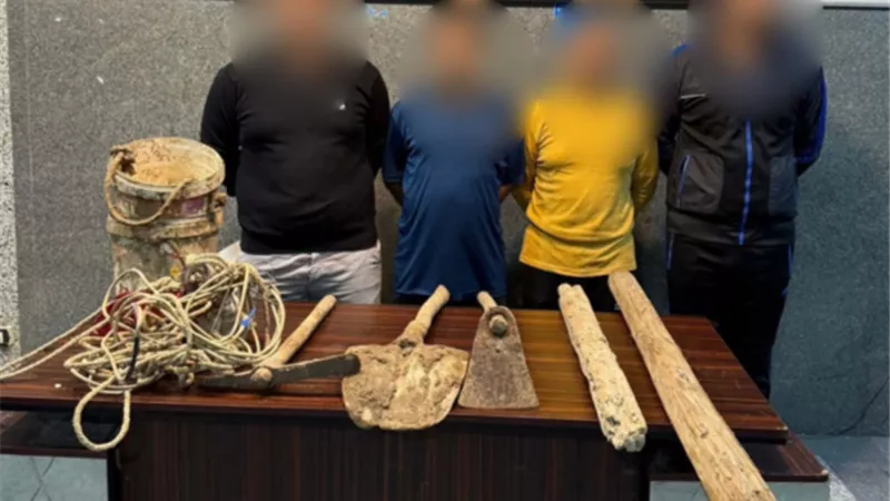 ضبط 4 أشخاص ينقبون عن الآثار بالقاهرة