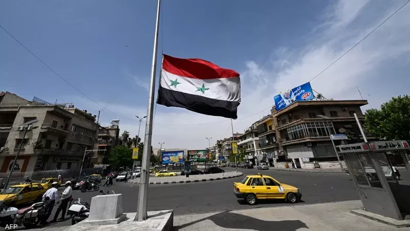 اللواء محمد الغباري يحذر من تقسيم سوريا بعد سقوط نظام بشار الأسد