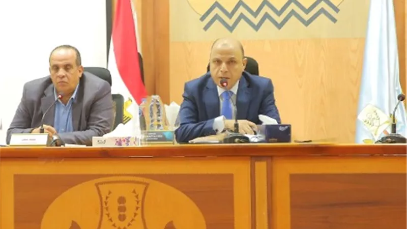 عبدالمعطى يوجه بتقديم تسهيلات للجادين فى التصالح بمراكز كفر الشيخ