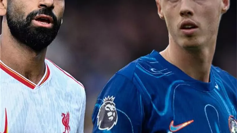 نيفيل: صلاح وبالمر الأفضل في الدوري الإنجليزي ويتفوقان على هالاند