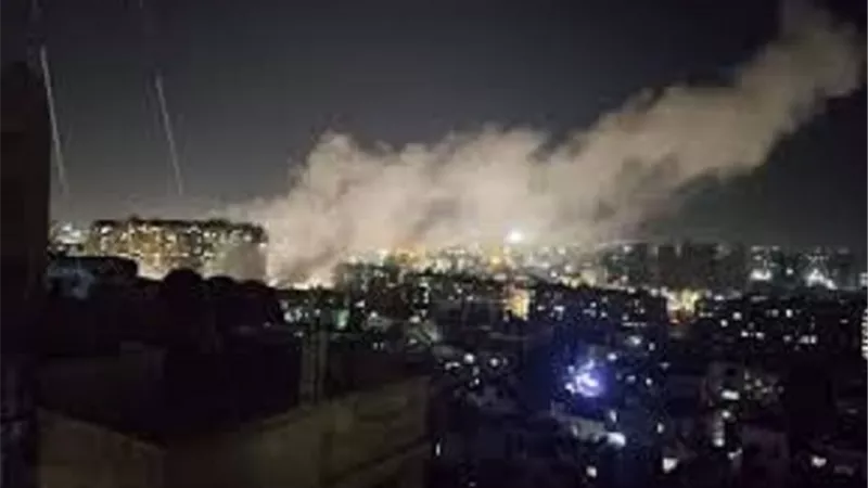 تجدد الغارات الإسرائيلية على عدة مناطق بمحيط دمشق
