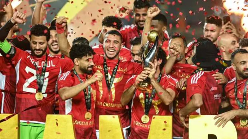 فيفا يرفض مشاركة ثنائي الأهلي في نصف نهائي إنتركونتيننتال