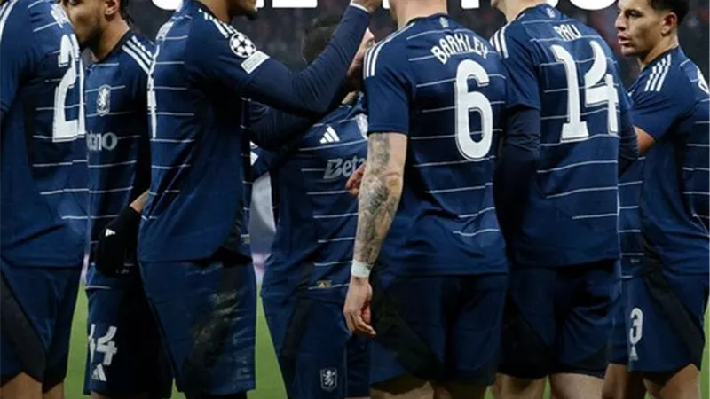 أستون فيلا يحقق فوزا مثيرا على لايبزيج 3-2 بدوري أبطال أوروبا