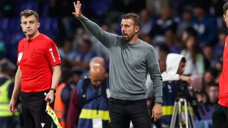 رسميا.. لويس جارسيا مدربًا لمنتخب قطر