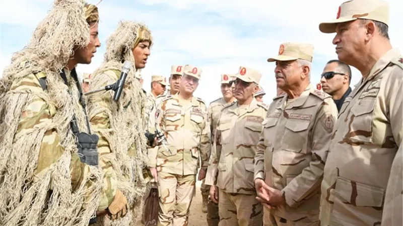 قائد قوات شرق القناة لمكافحة الإرهاب: حريصون على الوصول لأعلى درجات الكفاءة القتالية