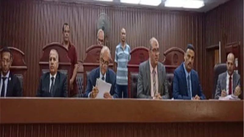 إحالة شقيقين وعاطل للمفتى قتلا شخص واستعرضوا القوة بشبرا الخيمة