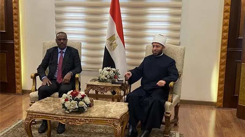 وزير الأوقاف يودع ضيف شرف المسابقة الدولية للقرآن الكريم