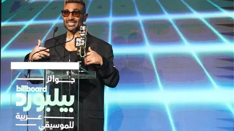 أحمد سعد يحصد جائزة أفضل دويتو بأغنية 
