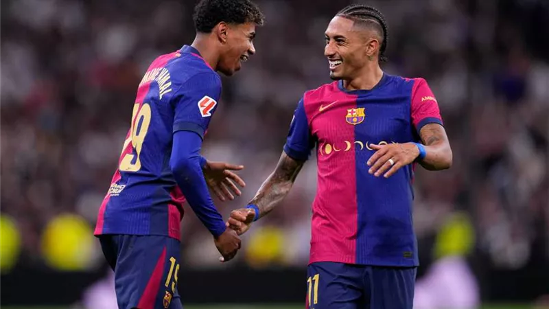 شاهد .. ملخص مواجهة برشلونة وبوروسيا دورتموند المثيرة بدورى الأبطال