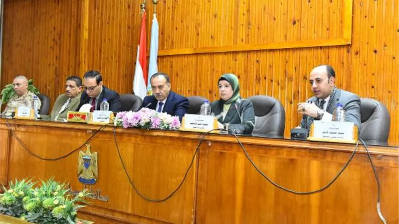 محافظ أسيوط: إطلاق مبادرة لإحياء منتجات خان الخليلي وصناعة التلي
