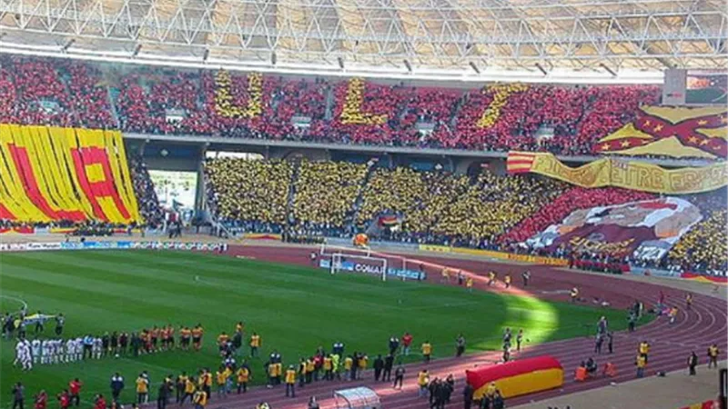 استاد رادس يستضيف مباراة بيراميدز والترجي