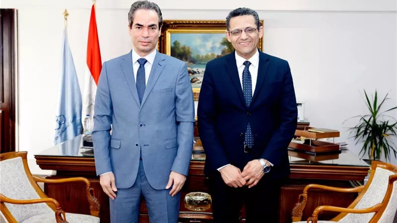 رئيس الهيئة الوطنية للإعلام ونقيب الصحفيين يبحثان سبل التعاون