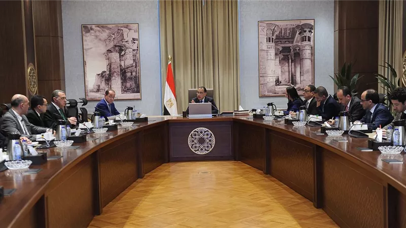 رئيس الوزراء يُتابع إجراءات حوكمة منظومة استيراد سيارات ذوي الهمم