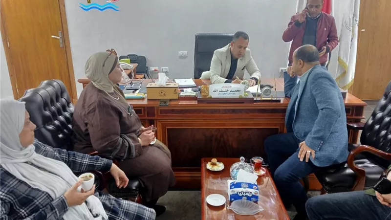 رئيس القرى السياحية يؤكد استمرار دعم الخدمات الإعلامية