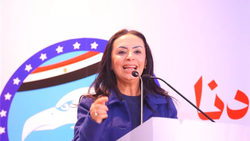 وزيرة التضامن تشهد احتفالية تجهيز 1000 عروسة من فتيات الجيزة